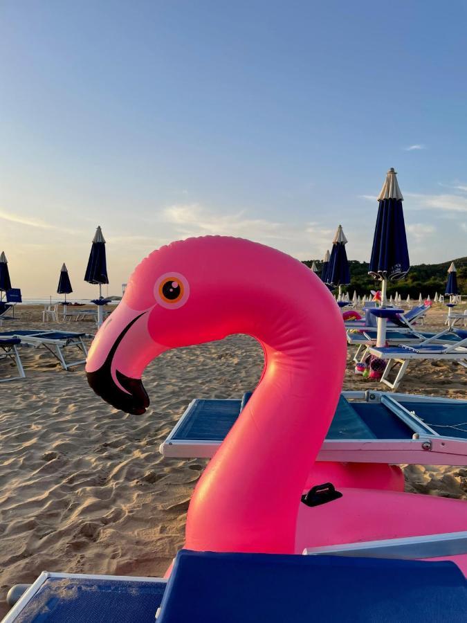 Hotel Portonuovo Вьесте Экстерьер фото