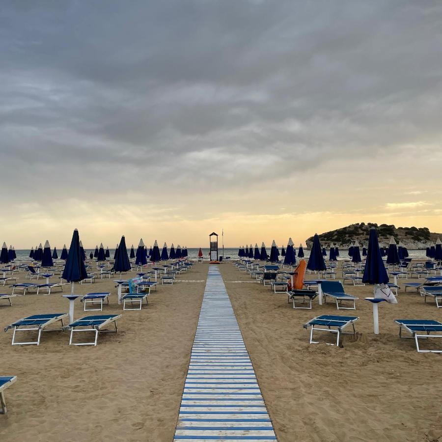 Hotel Portonuovo Вьесте Экстерьер фото
