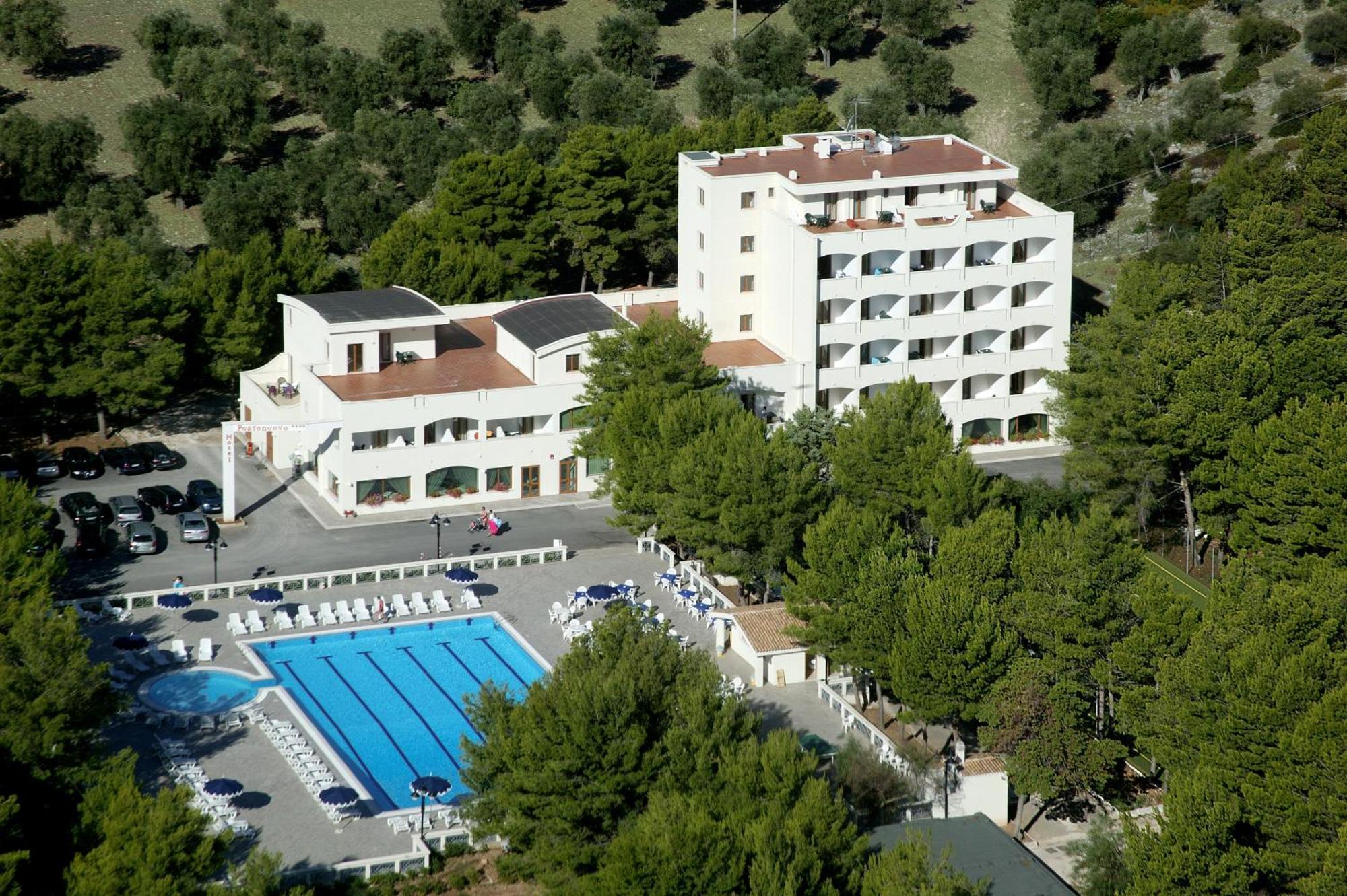 Hotel Portonuovo Вьесте Экстерьер фото