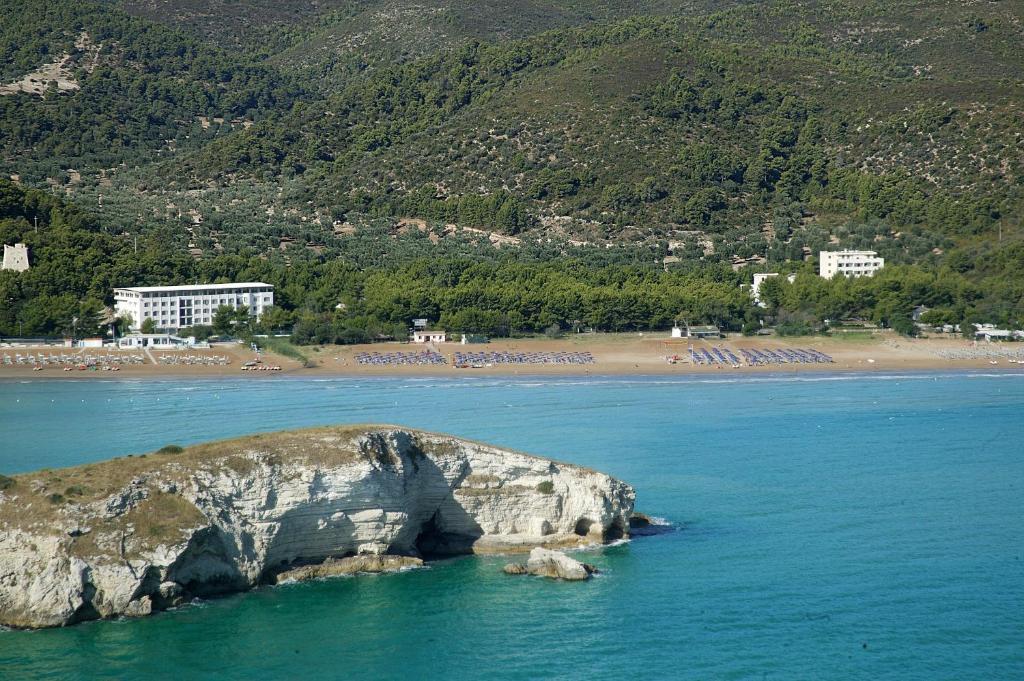 Hotel Portonuovo Вьесте Номер фото